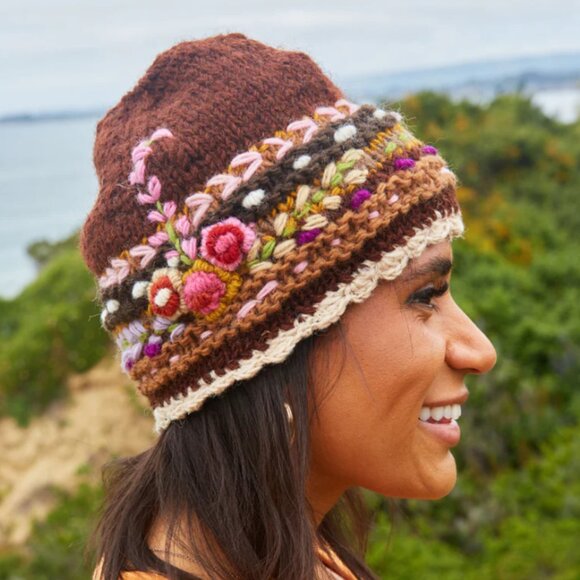 Zig Zag Accessories - 🌸🪶☮️Handcrafted Sadie Beanie – Made in Nepal